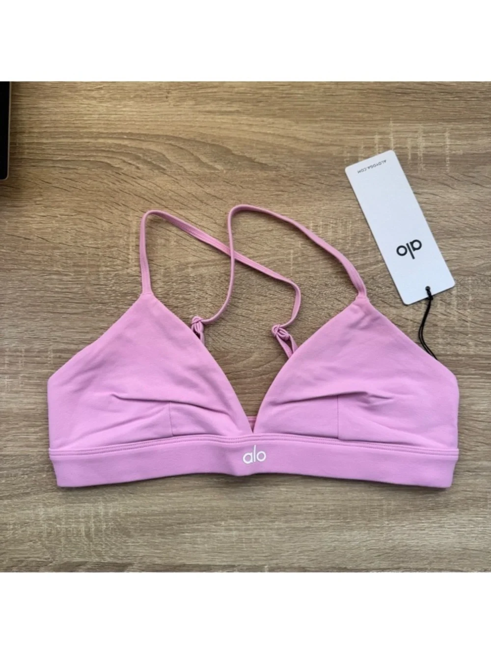 NWT Alo Yoga Splendor Bra Top in Candy Heart Pink Medium - Picture 8 of 13